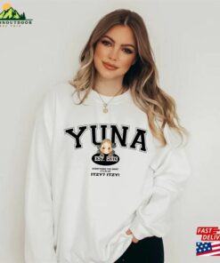 Cute Itzy Members Chibi Sweatshirt Checkmate Hoodie 2022 World Tour Shirt