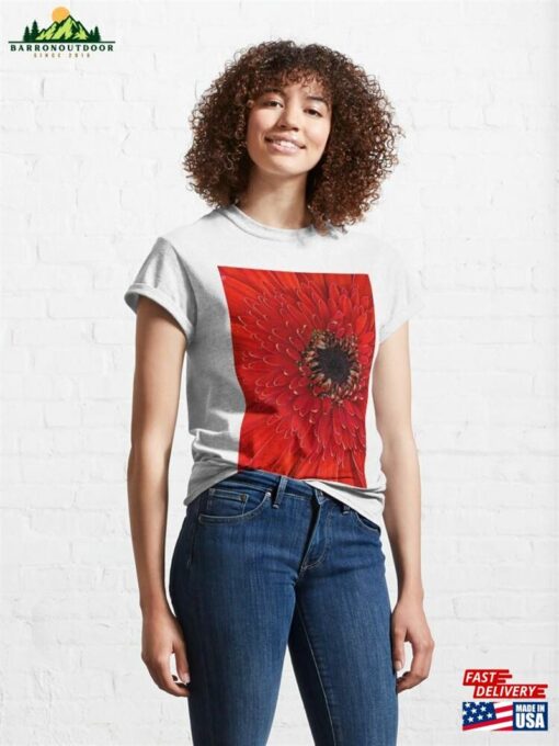 Dahlia Classic T-Shirt