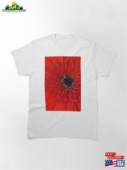 Dahlia Classic T-Shirt