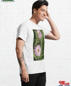 Daisy Classic T Shirt Unisex 4