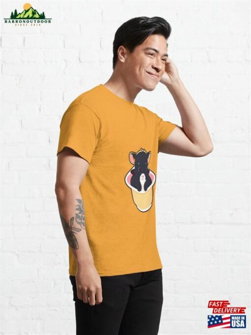 Daisy The Tiny Moo Classic T-Shirt Unisex