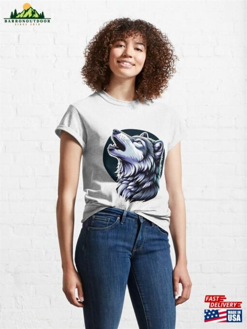 Dark Howling Wolf Classic T-Shirt Sweatshirt