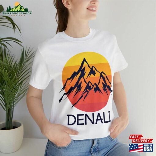 Denali Unisex Short Sleeve Tee Cruising Together Alaska 2023 Inland Passage Alaskan Family Cruise Summer Tour T-Shirt Hoodie Classic