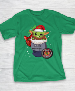 Chicago Blackhawks Christmas Baby Yoda Star Wars Funny Happy NHL T-Shirt