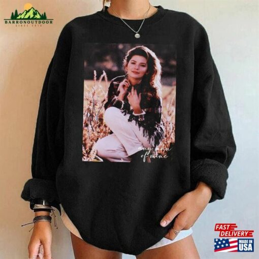 Comfort Color Shania Graphic 2023 Shirt Queen Of Me Hoodie Sweatshirt