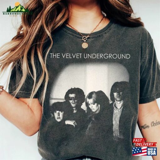 Comfort Color Velvet Concert 90S Shirt Funny Underground Graphic T-Shirt Sweatshirt