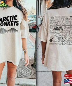 Comfort Colors® Arctic Monkeys Band T-Shirt Lyric Shirt Merch Classic Hoodie Comfort Colors® Arctic Monkeys Band T-Shirt Lyric Shirt Merch Classic Hoodie