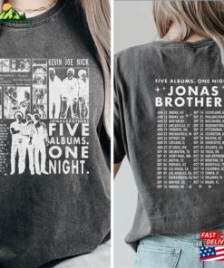 Comfort Colors® Jonas Brothers Shirt Retro Five Albums One Night Tour Dates Hoodie Unisex 2 Comfort Colors(r) Jonas Brothers Shirt Retro Five Albums One Night Tour Dates Hoodie Unisex 3