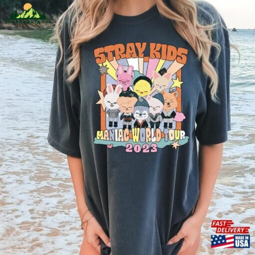 Comfort Colors® Stray Zoo 2023 Maniac World Tour T-Shirt Trending Shirt Kpop Concert Apparel Unisex Classic