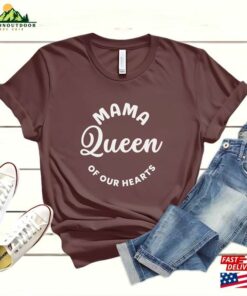 Comfort Colors Mama Queen Of Hearts Shirt Hoodie T Shirt 3
