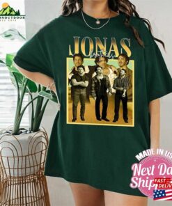 Comfort Color’s Shirt Jonas Brothers Vintage Tour Graphic Tee Hoodie Classic Comfort Color’s Shirt Jonas Brothers Vintage Tour Graphic Tee Hoodie Classic