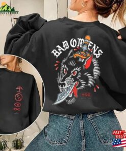 Concrete Jungle Tour 2022 2023 Bad Omens Band Wolf Dagger Unisex T-Shirt Exclusive Merch For Fans Of The Classic