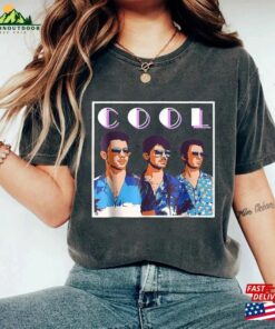 Cool Shirt Vintage Happiness 80S 90S Classic T-Shirt The Jonas Brother Sweatshirt Hoodie