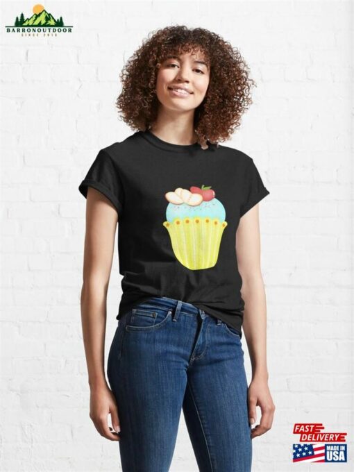 Cute Apple Cupcake Classic T-Shirt Unisex