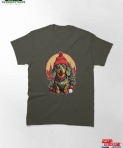 Cute Dachshund With Christmas Hat In New York City Classic T-Shirt Unisex