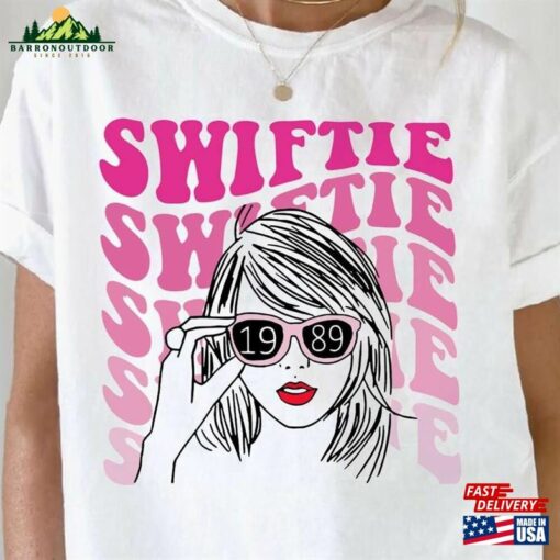 Cute Swiftie 1989 Shirt Retro Outfits Merch Unisex Sweatshirt