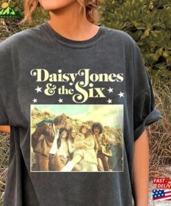 Daisy Jones And The Six Aurora Vintage T-Shirt Shirt Band Sweatshirt Classic Daisy Jones And The Six Aurora Vintage T-Shirt Shirt Band Sweatshirt Classic