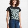 Daisy Pattern Classic T-Shirt Hoodie Unisex
