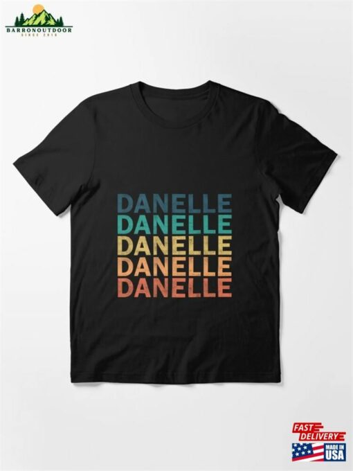 Danelle Name Vintage Retro Proud Essential T-Shirt Hoodie