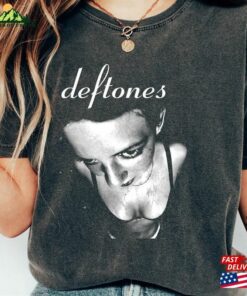 Deftones T-Shirt Around The Fur Vintage Tee Sweatshirt Deftones T-Shirt Around The Fur Vintage Tee Sweatshirt