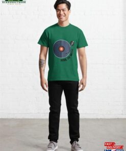 Dj Turntable Classic T-Shirt