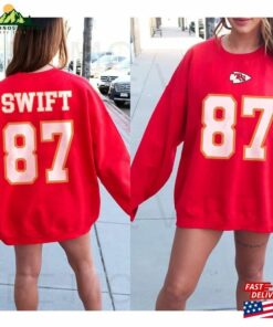 Double Side Swift And Travis Kelce 87 T-Shirt Football Shirt Classic Sweatshirt 2 Double Side Swift And Travis Kelce 87 T Shirt Football Shirt Classic Sweatshirt 3