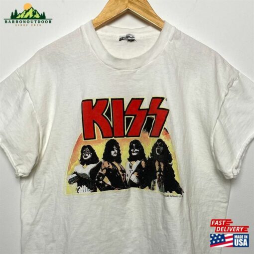 Early 2000S Kiss Spell Out Logo Gene Simmons Paul Stanley Graphic Rock Band Single Stitch Tee Shirt Unisex Classic