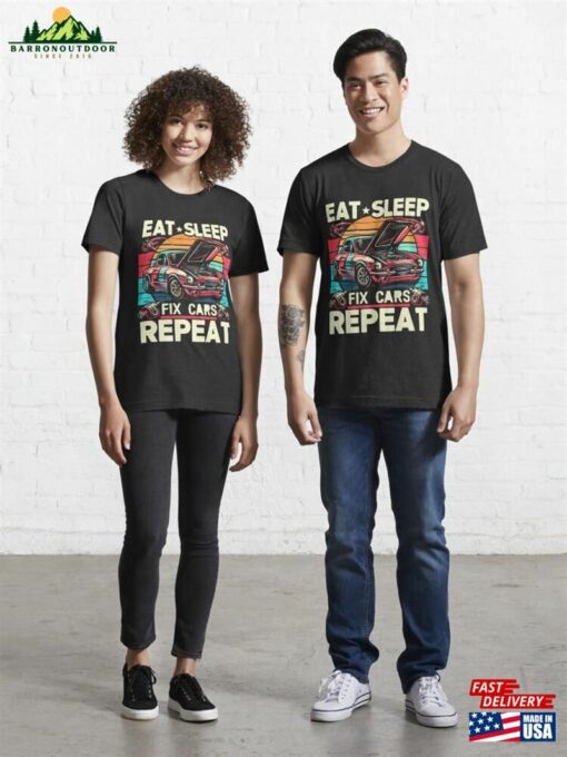 Eat Sleep Fix Cars Repeat Essential T-Shirt Classic Hoodie