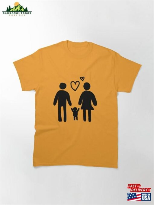 Family Portrait A Heartfelt Bond Classic T-Shirt Sweatshirt