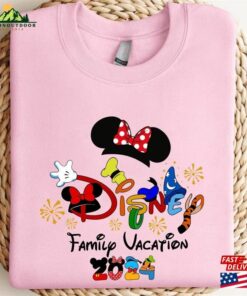 Family Vacation Disney Trip Shirt Custom 2024 T-Shirt Sweatshirt Hoodie