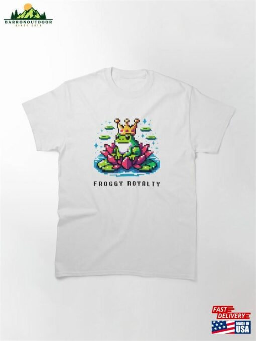 Froggy Royalty Pixel Art Crowned Frog On Lily Pad Classic T-Shirt Unisex Sweatshirt