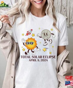 Funny Solar Eclipse 2024 Shirt The Moon Chasing Sun T-Shirt April 8Th Hoodie Funny Solar Eclipse 2024 Shirt The Moon Chasing Sun T-Shirt April 8Th Hoodie