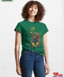 Flower Hat Classic T-Shirt Unisex