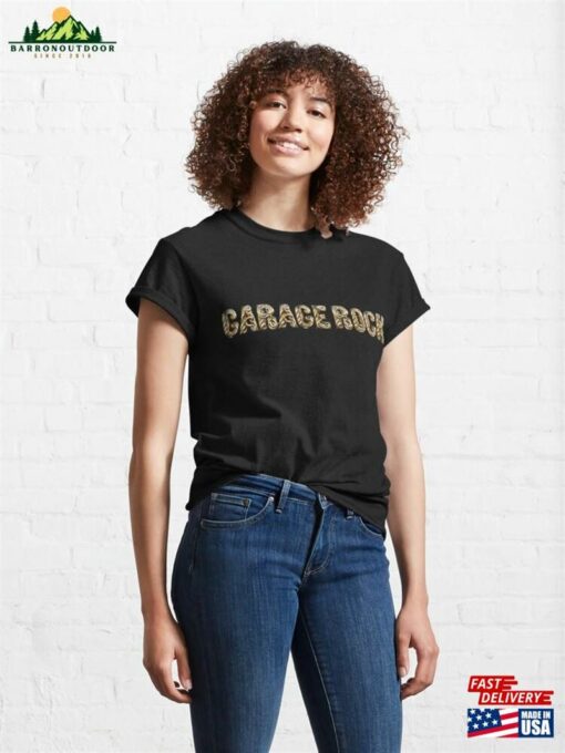 Garage Rock Golden Snakes Classic T-Shirt Sweatshirt