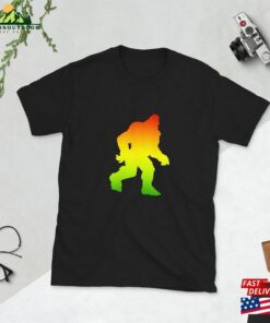 Goose Rasta Yeti Short Sleeve Unisex T-Shirt Sweatshirt