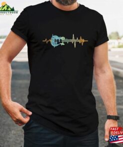 Guitar Player Heartbeat Guitarist T-Shirt Gift Retro Look T Shirt Hoodie Unisex