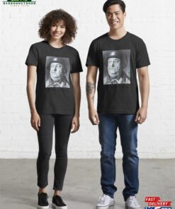 Hogans Heroes Sgt Schultz I See Nothing Essential T-Shirt Sweatshirt Unisex