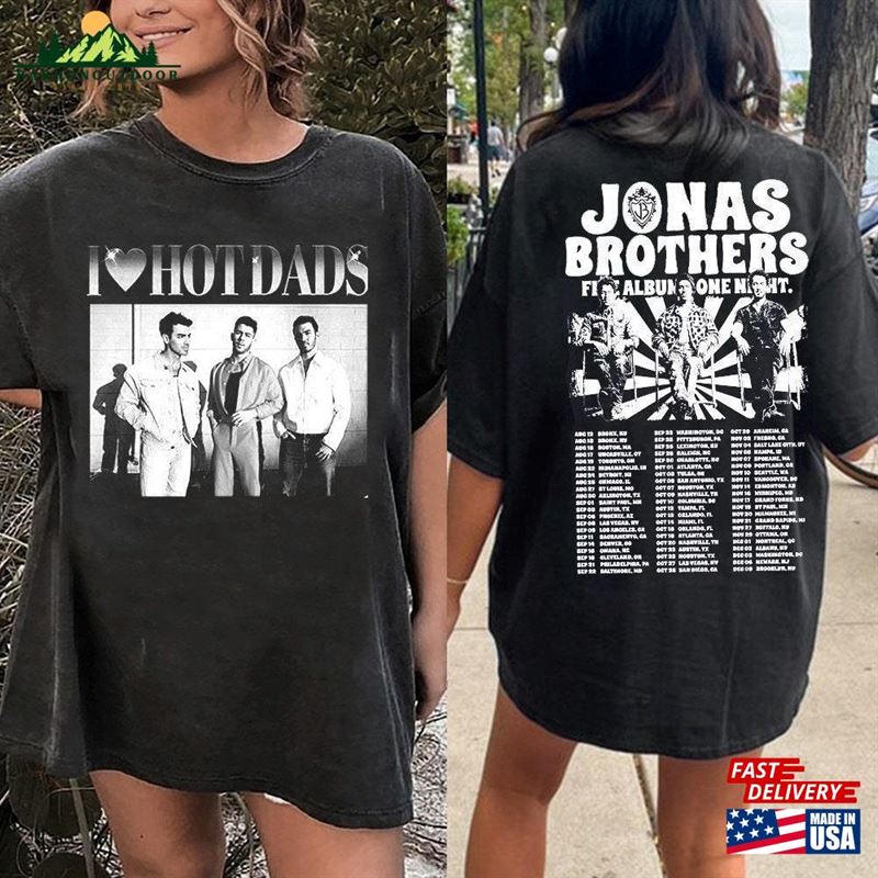 I Heart Hot Dads T-Shirt Jonas Brothers Double Sided Five Albums One Night Tour Shirt Classic Unisex I Heart Hot Dads T-Shirt Jonas Brothers Double Sided Five Albums One Night Tour Shirt Classic Unisex