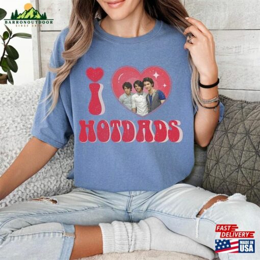I Love Hot Dads Baby Funny Dad Five Albums Sweatshirt Unisex