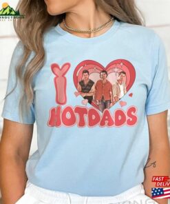 I Love Hot Dads Jonas Brothers Concert T-Shirt Tour Shirt Funny Unisex Hoodie