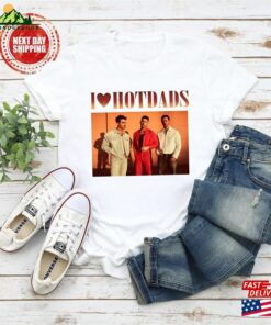 I Love Hot Dads Shirt Jonas Brothers 90S Vintage Hoodie Classic
