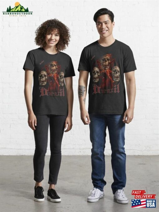Infernal Trio Skulls And Sorcery Essential T-Shirt Hoodie