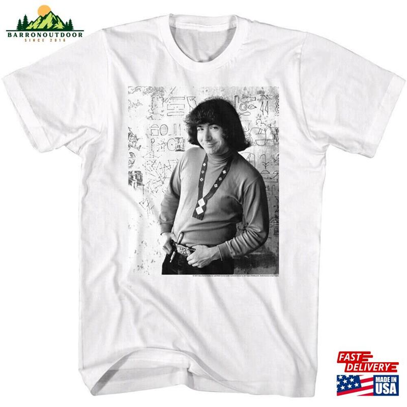 Jerry Garcia Wall Art Adult T-Shirt Sweatshirt Jerry Garcia Wall Art Adult T-Shirt Sweatshirt