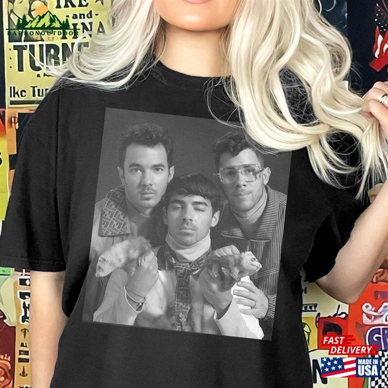 Jonas Brother Shirt Band Merch Joe Tee Classic Sweatshirt Jonas Brother Shirt Band Merch Joe Tee Classic Sweatshirt