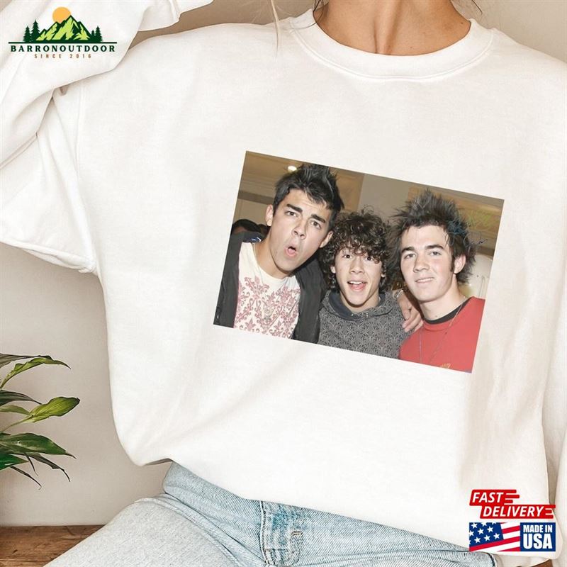 Jonas Brothers’ Shirt Onas Brothers Five Albums One Night The Tour 2023 Fan T-Shirt Sweatshirt Jonas Brothers’ Shirt Onas Brothers Five Albums One Night The Tour 2023 Fan T-Shirt Sweatshirt