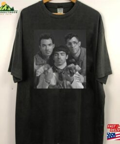 Jonas Brothers 2023 Tour Shirt Vintage T-Shirt 90’S Tee Comfort Colors Five Albums One Night Classic