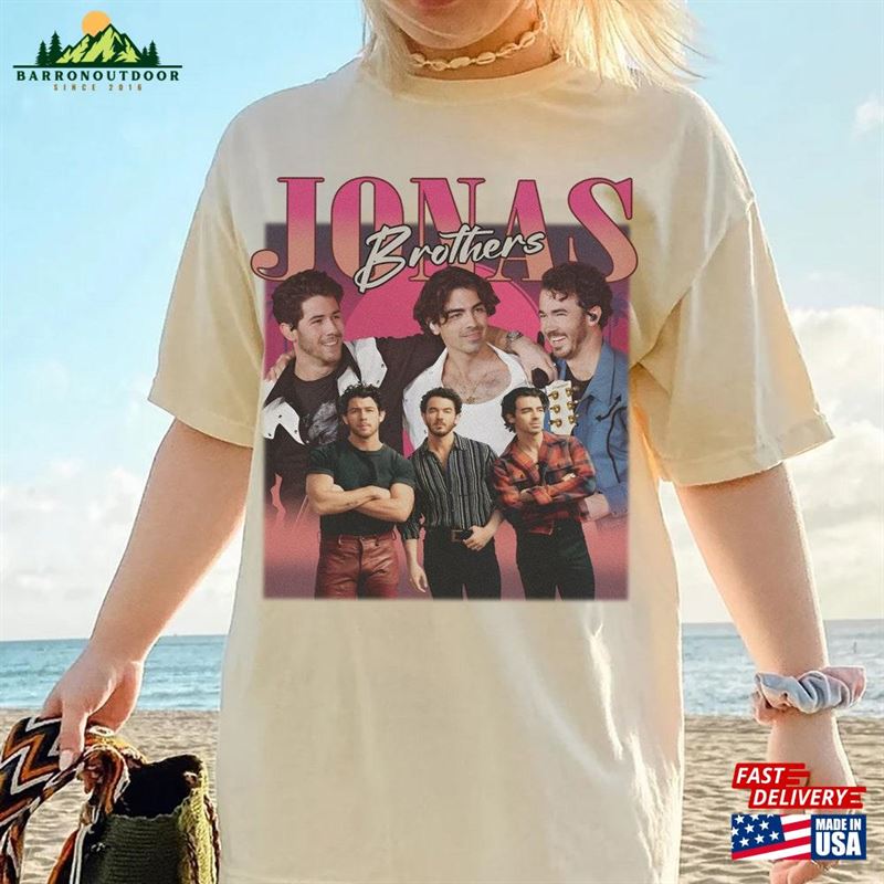 Jonas Brothers Concert Tee Five Albums One Night Tour Shirt Retro 90'S Sweatshirt Classic Jonas Brothers Concert Tee Five Albums One Night Tour Shirt Retro 90'S Sweatshirt Classic