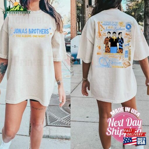 Jonas Brothers Double Sided Crewneck Sweatshirt Tour Shirt Concert 2023 Retro Unisex Gift Hoodie T-Shirt
