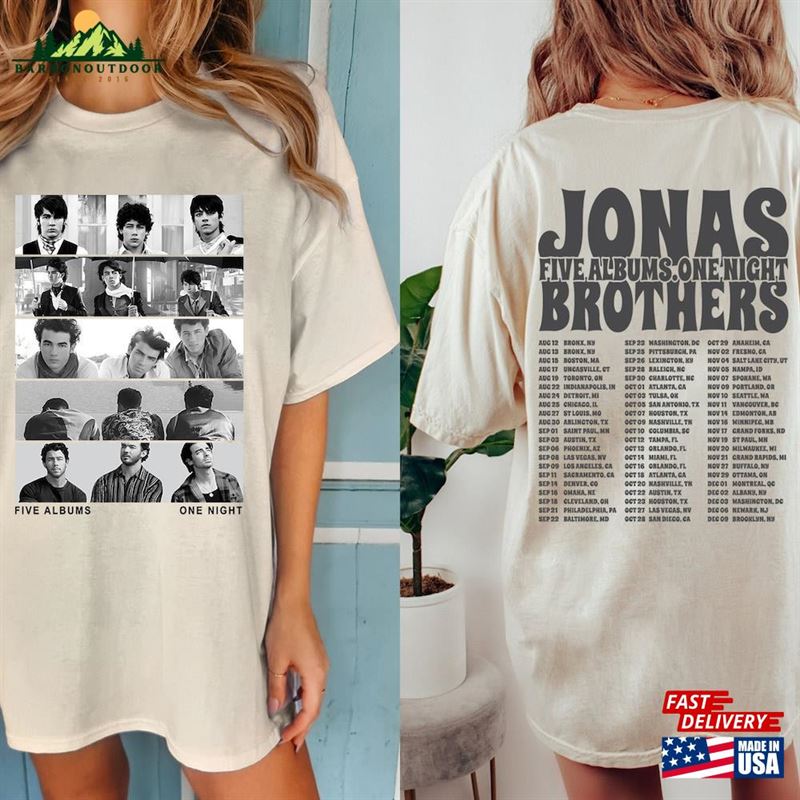 Jonas Brothers Double Sided T-Shirt Vintage Tour Shirt Hoodie Jonas Brothers Double Sided T-Shirt Vintage Tour Shirt Hoodie