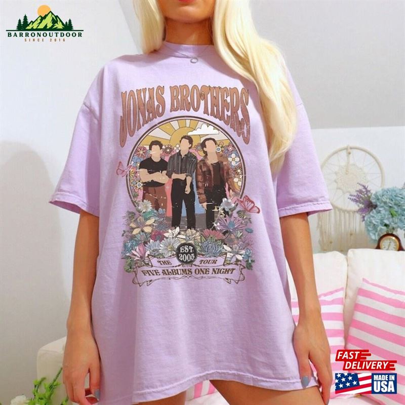 Jonas Brothers Est 2005 Vintage T-Shirt Five Albums One Night Tour Shirt 2023 Hoodie Unisex Jonas Brothers Est 2005 Vintage T-Shirt Five Albums One Night Tour Shirt 2023 Hoodie Unisex